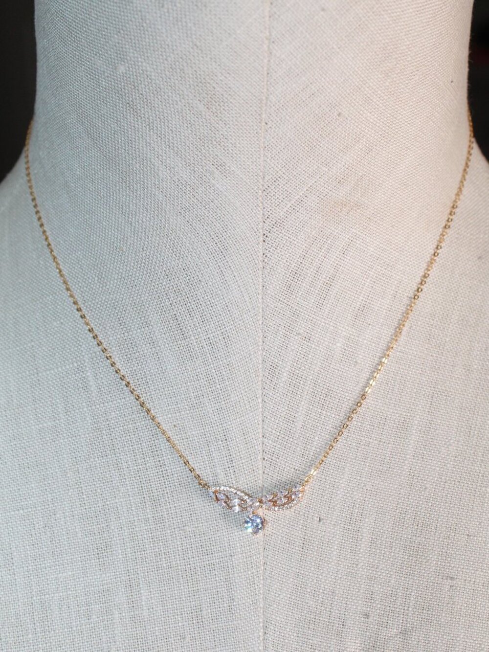 Vintage Lace Moissanite 925 Sterling Silver Rose Gold Tone Pendant 17" Necklace